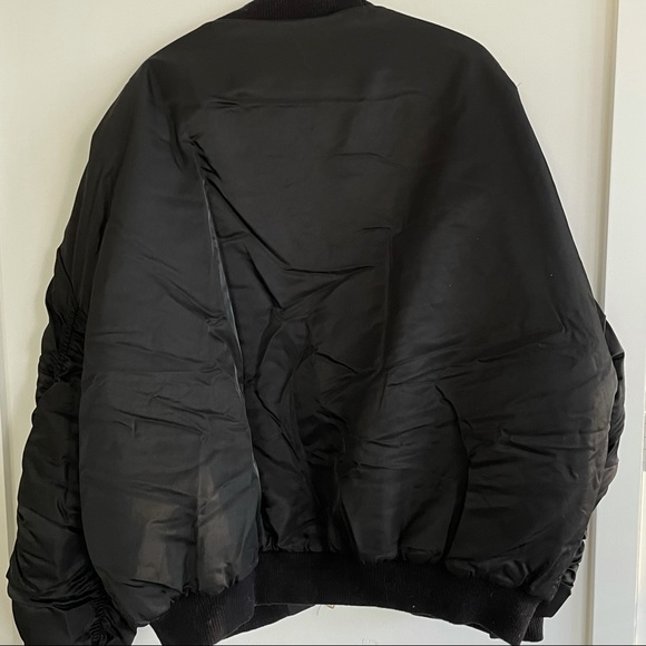 Stylenanda Winter Oversized Bomber Jacket - Picture 6 of 6